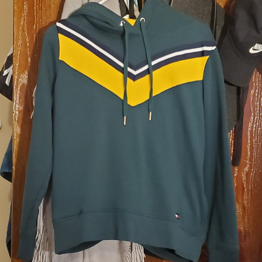 Tommy hoodie
